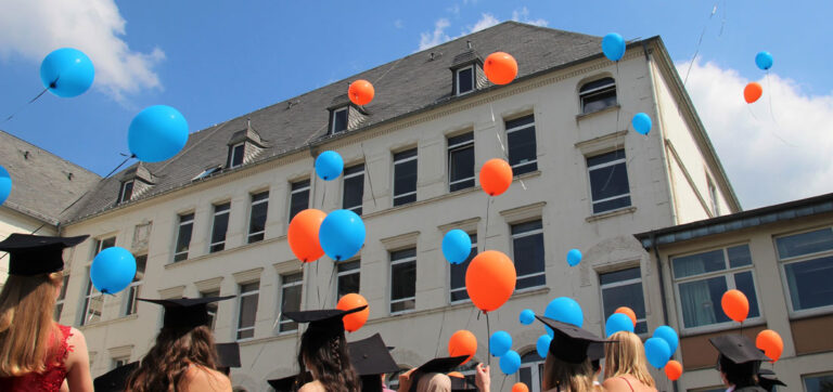 Herzlichen Glückwunsch zum Abitur 2021!