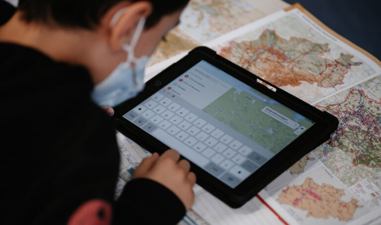 80 neue iPads im Unterricht