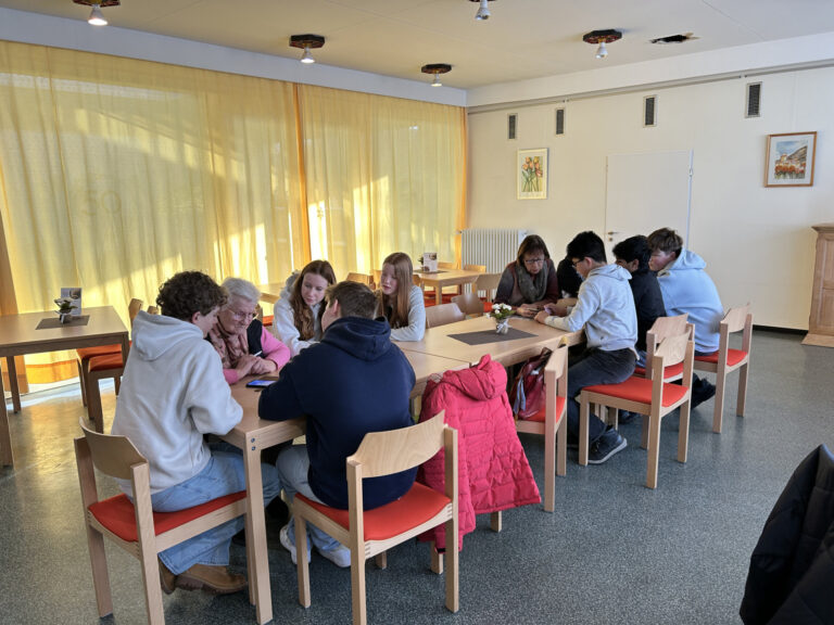 Besuch einer Digital-Sprechstunde für Senioren